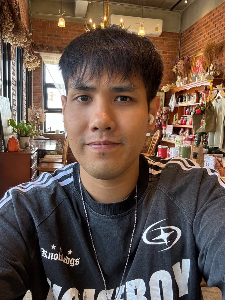 พีรวิชญ์ ภูพานเพชร